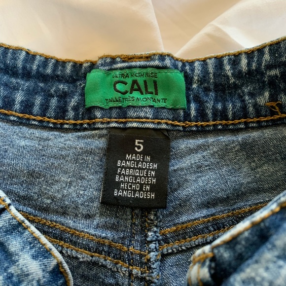 High Waisted Cheeky Distressed Denim Shorts - Picture 5 of 8